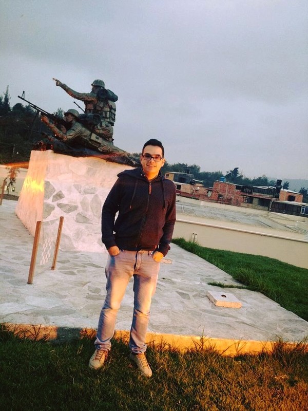 Date this tall Colombia man Carlos9283 from Colombia CO25743