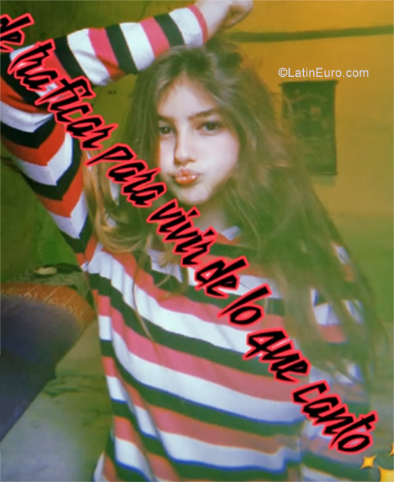Date this passionate Argentina girl Sofia from Buenos Aires AR211