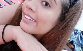 Date this happy Colombia girl Fernanda from Bucaramanga CO25825