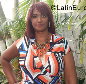 Date this attractive Dominican Republic girl Ana from Santiago DO35563