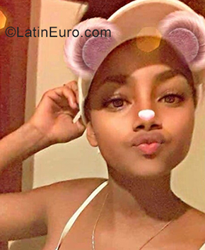 Date this georgeous Dominican Republic girl Nayali from La Vega DO35587