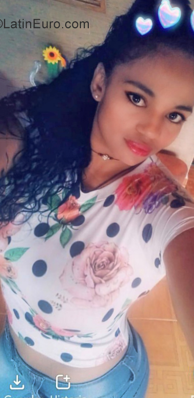 Date this fun Colombia girl Mabel from Medellin CO25852