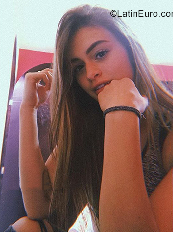 Date this beautiful Colombia girl Carolina from Medellin CO25871