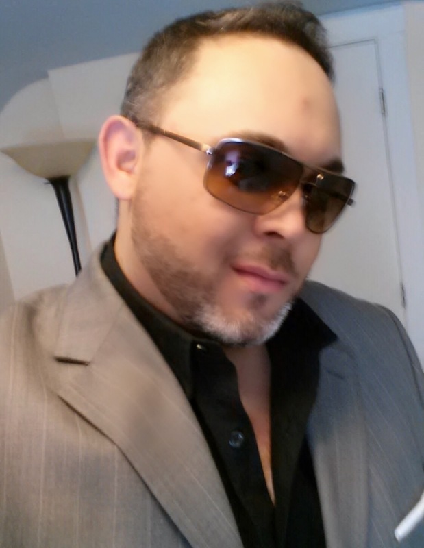 Date this stunning United States man Bank from Pawtucket US20226