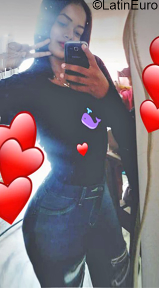 Date this athletic Venezuela girl Ale from San Felipe VE2682