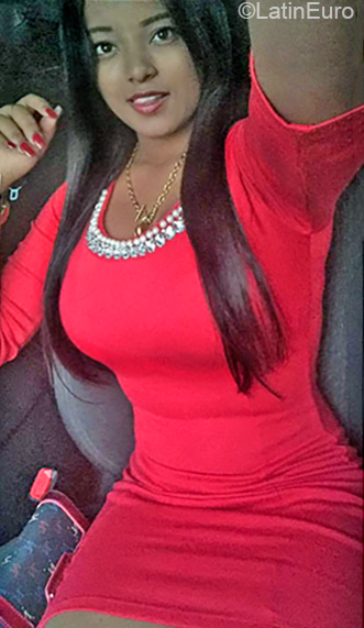 Date this pretty Dominican Republic girl Wila from Santo Domingo DO35963