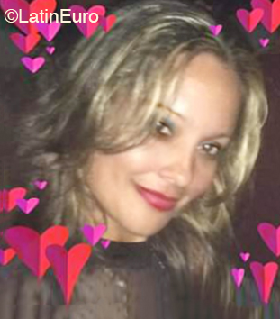 Date this lovely Cuba girl Mirna from Baracoa CU599
