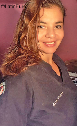 Date this good-looking Ecuador girl Sara from Portoviejo EC376