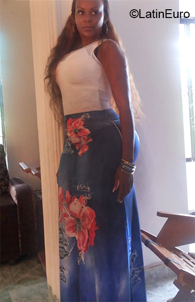 Date this sultry Colombia girl NAYFER from MEDELLIN CO26117