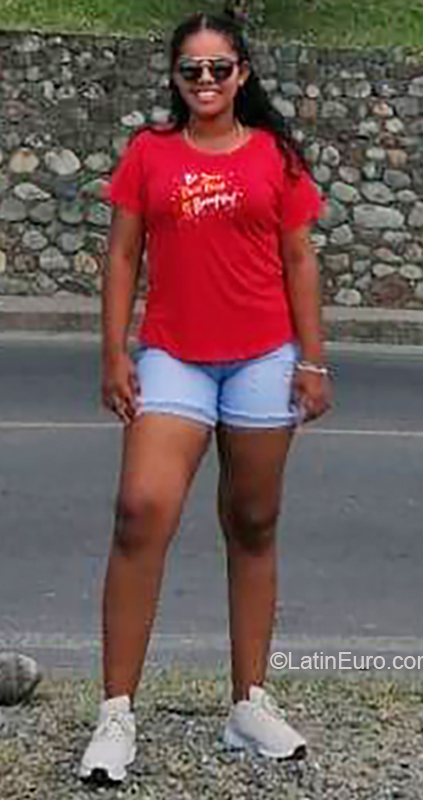 Date this funny Colombia girl Diana from Monteria CO26131