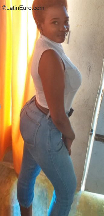 Date this cute Dominican Republic girl Kate from Santo Domingo DO36281