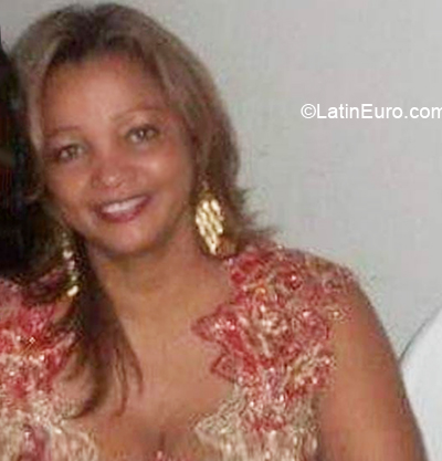 Date this good-looking Colombia girl Victoria from Barranquilla CO26165