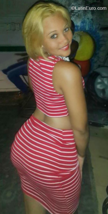 Date this charming Dominican Republic girl Lisy from Santo Domingo DO36345