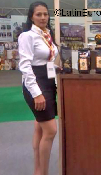 Date this young Colombia girl Maria from Fusagasuga CO26185