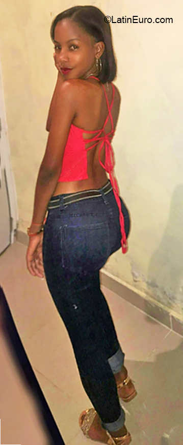 Date this good-looking Dominican Republic girl Luisa from El Seibo DO36376