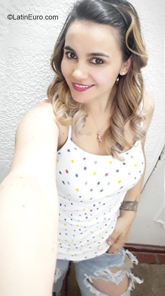 Date this exotic Colombia girl Milena from Bogota CO26213