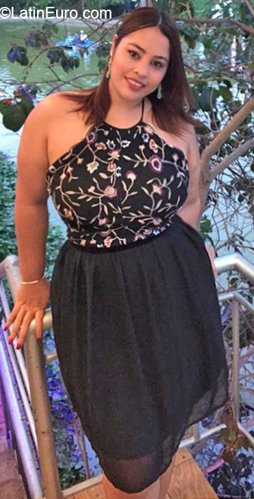 Date this hard body Dominican Republic girl Ingrid from Santo Domingo DO36419
