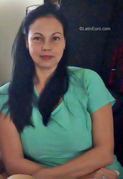 Date this gorgeous Colombia girl Javeba from Medellin CO26231