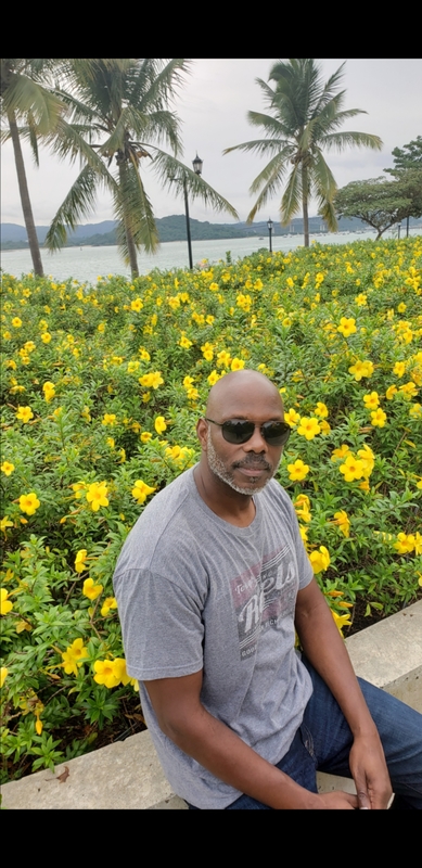 Date this foxy United Arab Emirates man Martin from Atlanta AE58