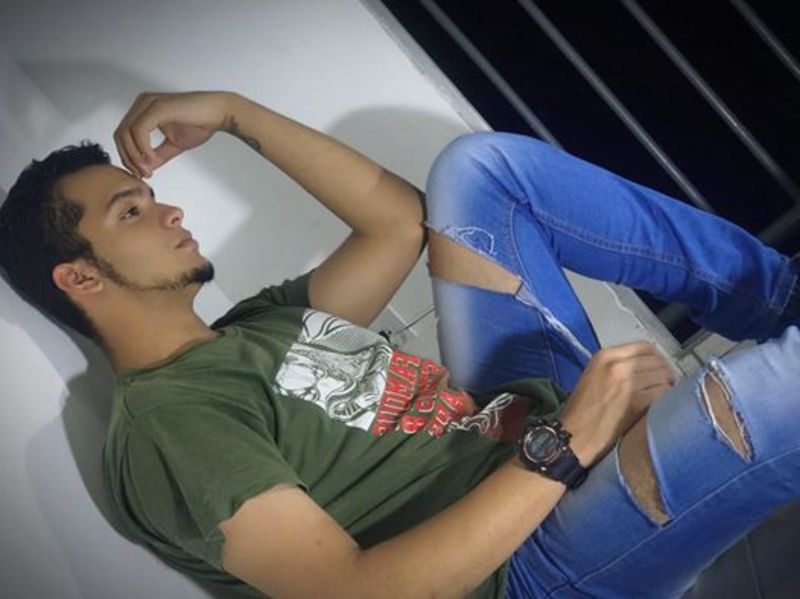 Date this funny Colombia man Guzzy from Medellin CO26256