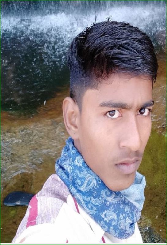 Date this young India man Badhiya from Bk (palanpur) IN371
