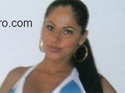 Date this voluptuous Colombia girl Preciosa from Bucaramanga CO26395