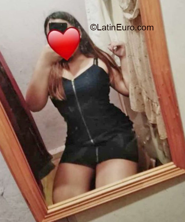 Date this georgeous Chile girl Antonella from Quellon CL154