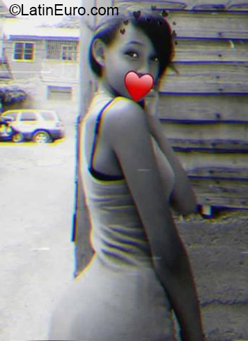 Date this funny Dominican Republic girl Mela from San Francisco de Macoris DO36926