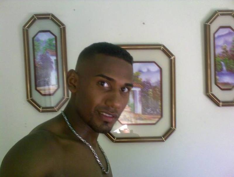 Date this charming Venezuela man Yorwin from Carupano VE2860