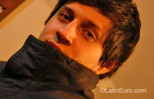 Date this sultry Argentina man Maximiliano from Buenos Aires AR297