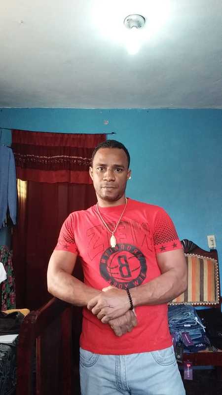 Date this hard body Dominican Republic man Jose feliz from Santo Domingo DO37114