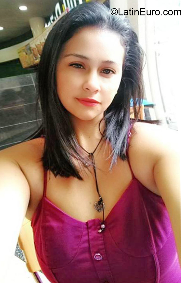 Date this hot Venezuela girl Carol from Tachira VE2948