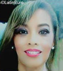 Date this exotic Colombia girl Maria Claudia from Monteria CO26785