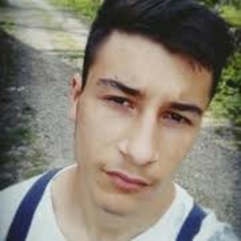 Date this gorgeous Venezuela man Brayhan from San Felipe VE2994