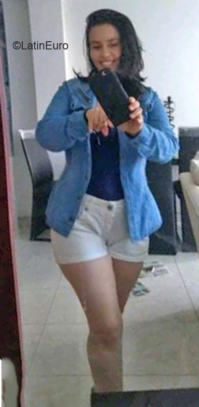Date this tall Colombia girl Alexandra from Bogota CO26830