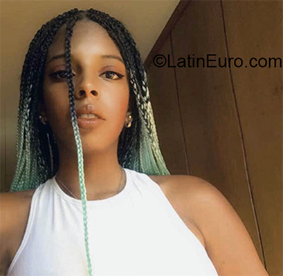Date this funny Dominican Republic girl Natalia from Santiago DO37464