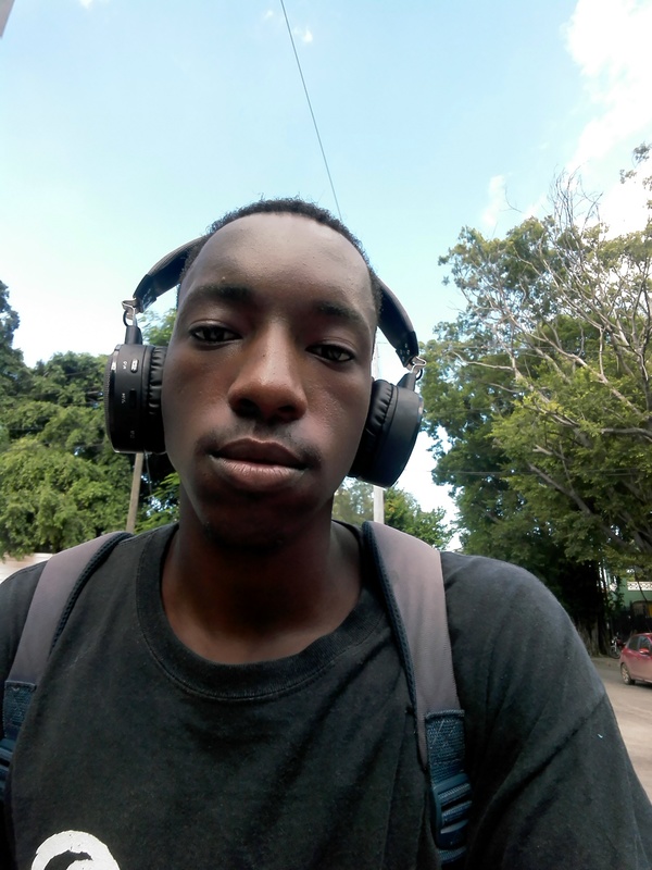 Date this cute Cuba man Yohan from La Habana CU657