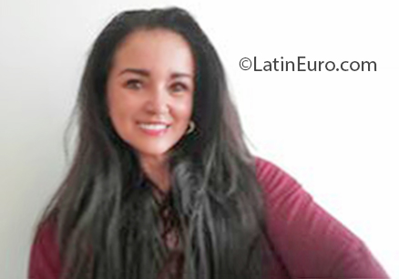Date this attractive Colombia girl Gloria from Tulua CO26915