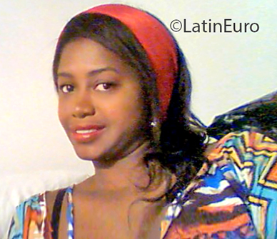 Date this passionate Colombia girl Alejandra from Cartagena CO26937