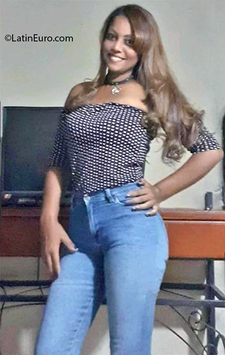 Date this sensual Venezuela girl Yoleidia from Maturin VE3083