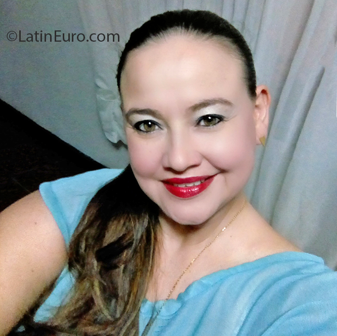 Date this funny Colombia girl Ana from Cucuta CO27085
