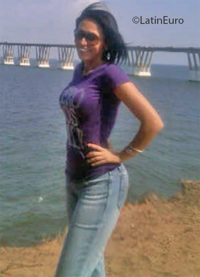 Date this athletic Venezuela girl Mary from Maracaibo VE3101