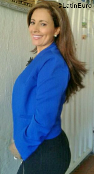 Date this passionate Colombia girl Alice from Bucaramanga CO27101