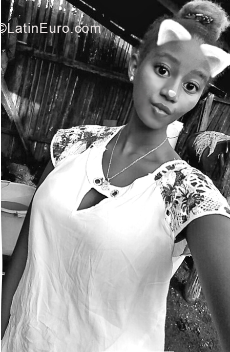 Date this cute Colombia girl Briny from Quibdo CO27166