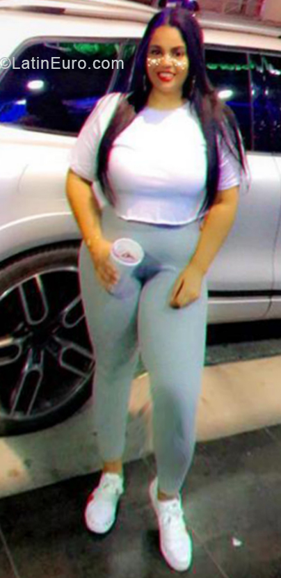 Date this attractive Dominican Republic girl Michelle espina from Santiago DO37966