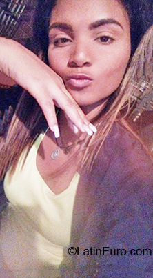 Date this attractive Venezuela girl Danyerli from Caracas VE3149