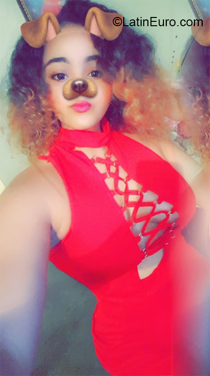 Date this cute Dominican Republic girl Anyi from Santo Domingo DO38061