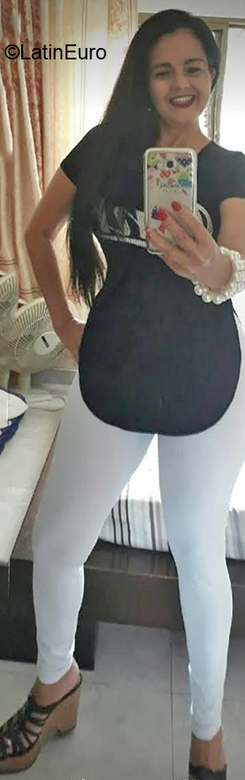 Date this passionate Colombia girl Esperanza from Cali CO27284