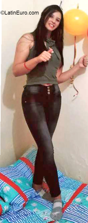 Date this hot Colombia girl Caterin from Medellin CO27317