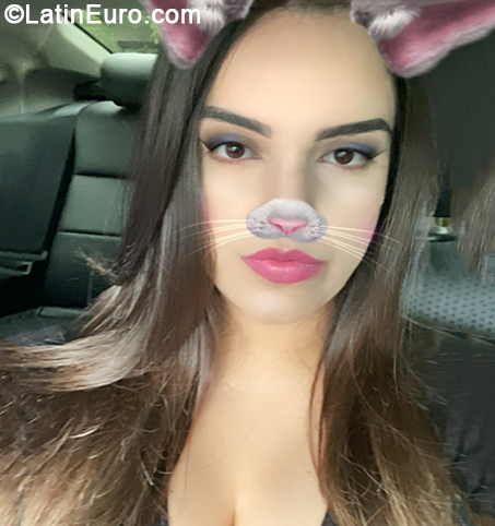 Date this beautiful Brazil girl Fabbyane from Sao Paulo BR11126